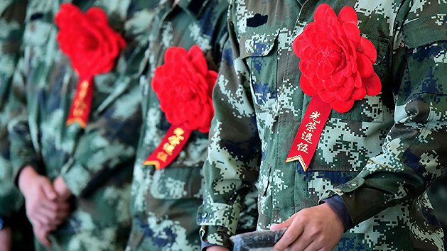 上海奉贤区：车轮上的暖心守候