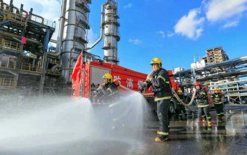 学习好贯彻好党的二十届四中全会精神 在新征程上更好展现新担当