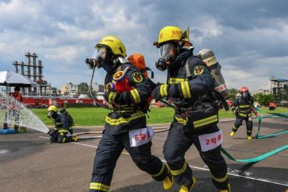 应急管理部党委理论学习中心组 举行集体学习