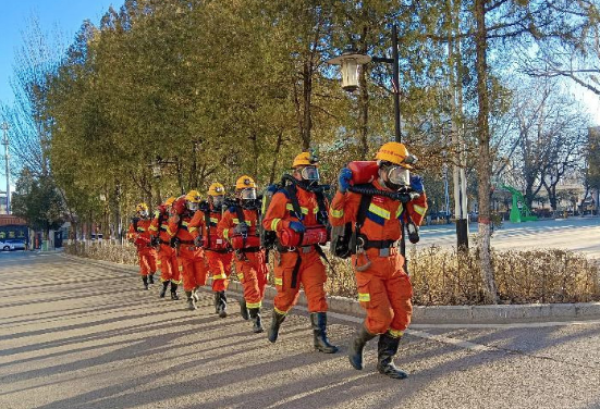 社会应急力量建设工作推进会召开 社会应急力量代表共同发布高