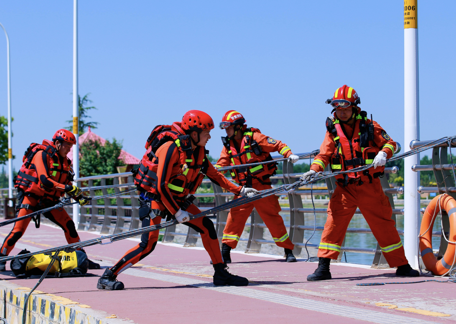 树立和践行正确政绩观学习教育专题集体学习
