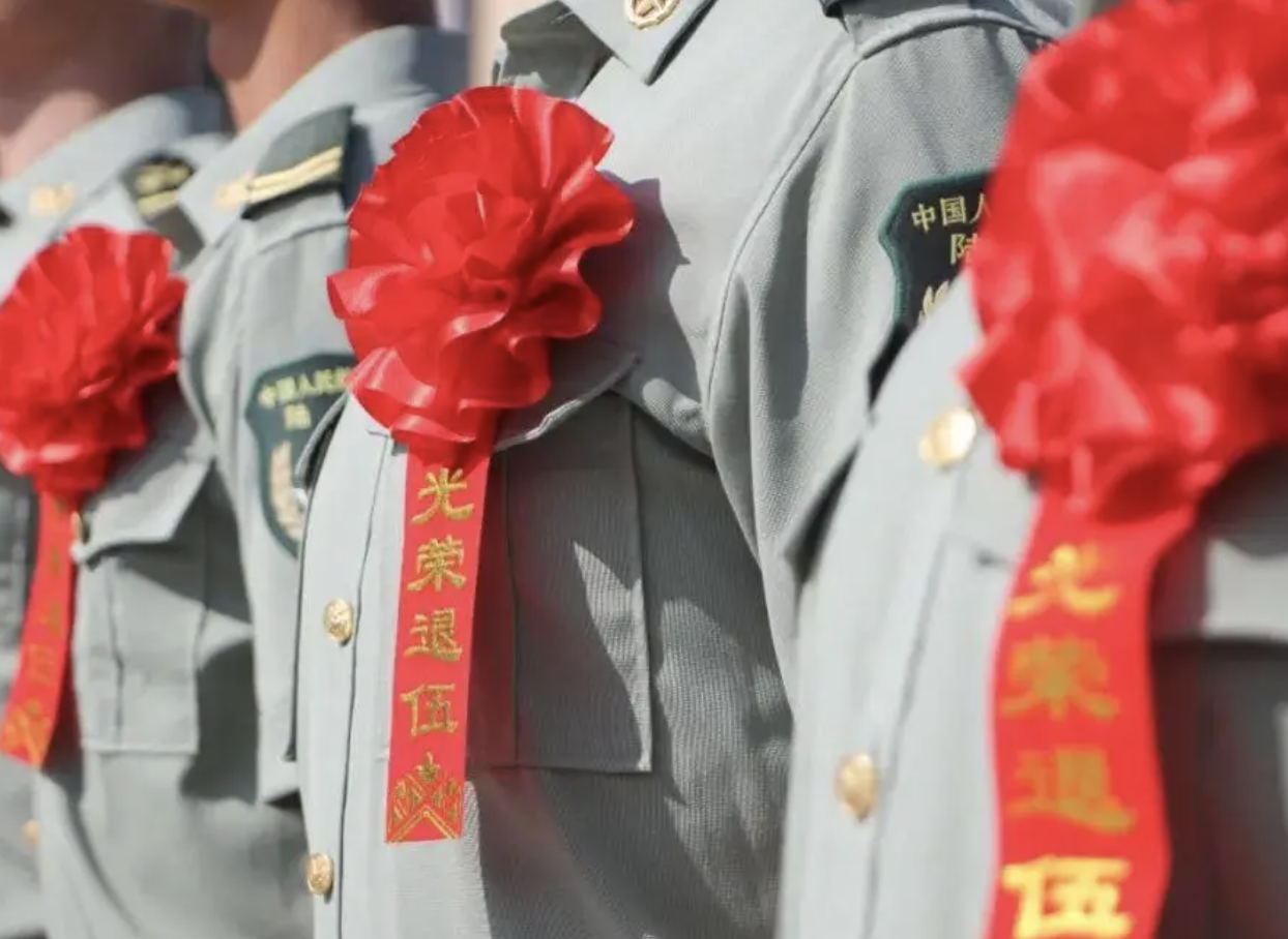 湖南益阳：退役军人两度勇救落水者