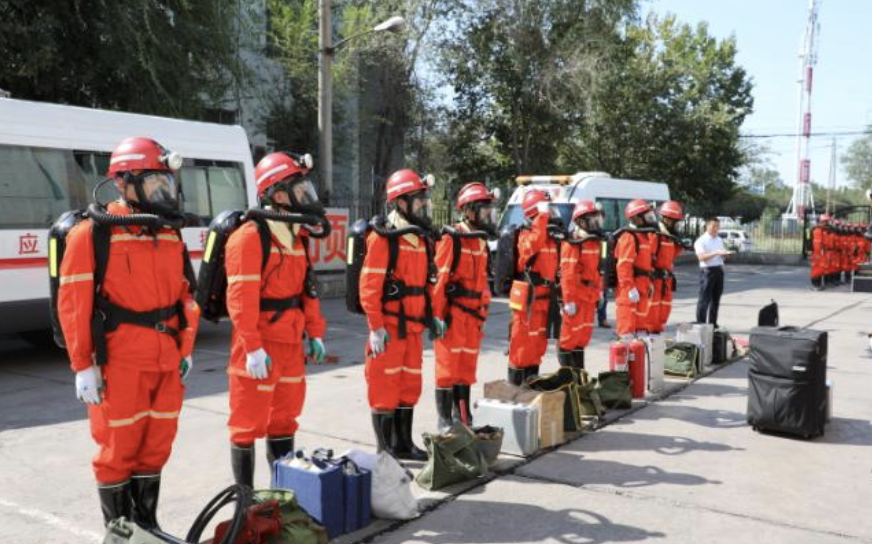 持续巩固提高定点帮扶实效 毫不放松抓紧抓实安全防范工作