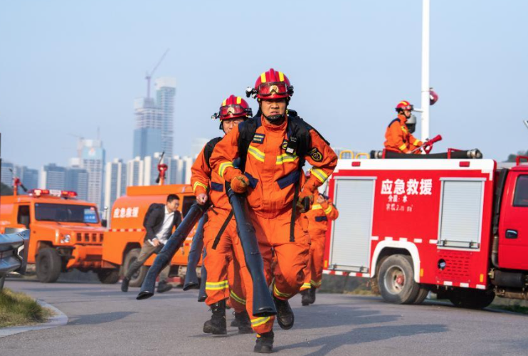 降雨贯穿南北 多点并发 国家防办、应急管理部部署防范应对工作