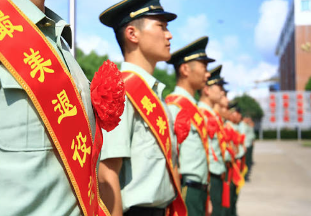 湖南:三地退役军人勇救遇险群众 彰显担当本色