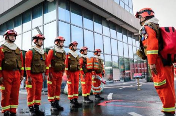 周天出席东盟地区论坛第三届城市应急搜救研讨会