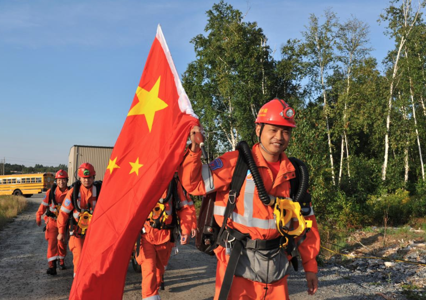 张成中检查国庆假期应急值班值守 看望慰问应急管理系统干部职